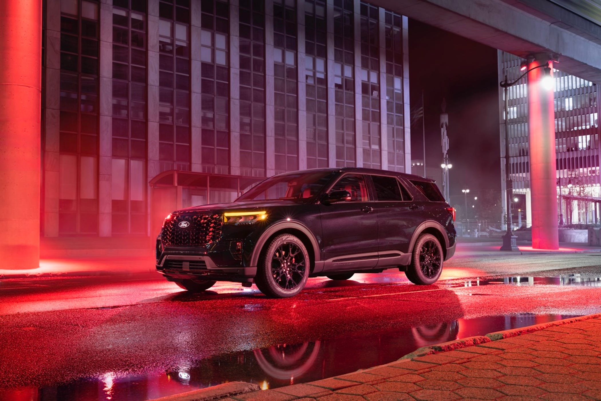 2027 Ford Explorer ST Goes Dark with New Sinister Package