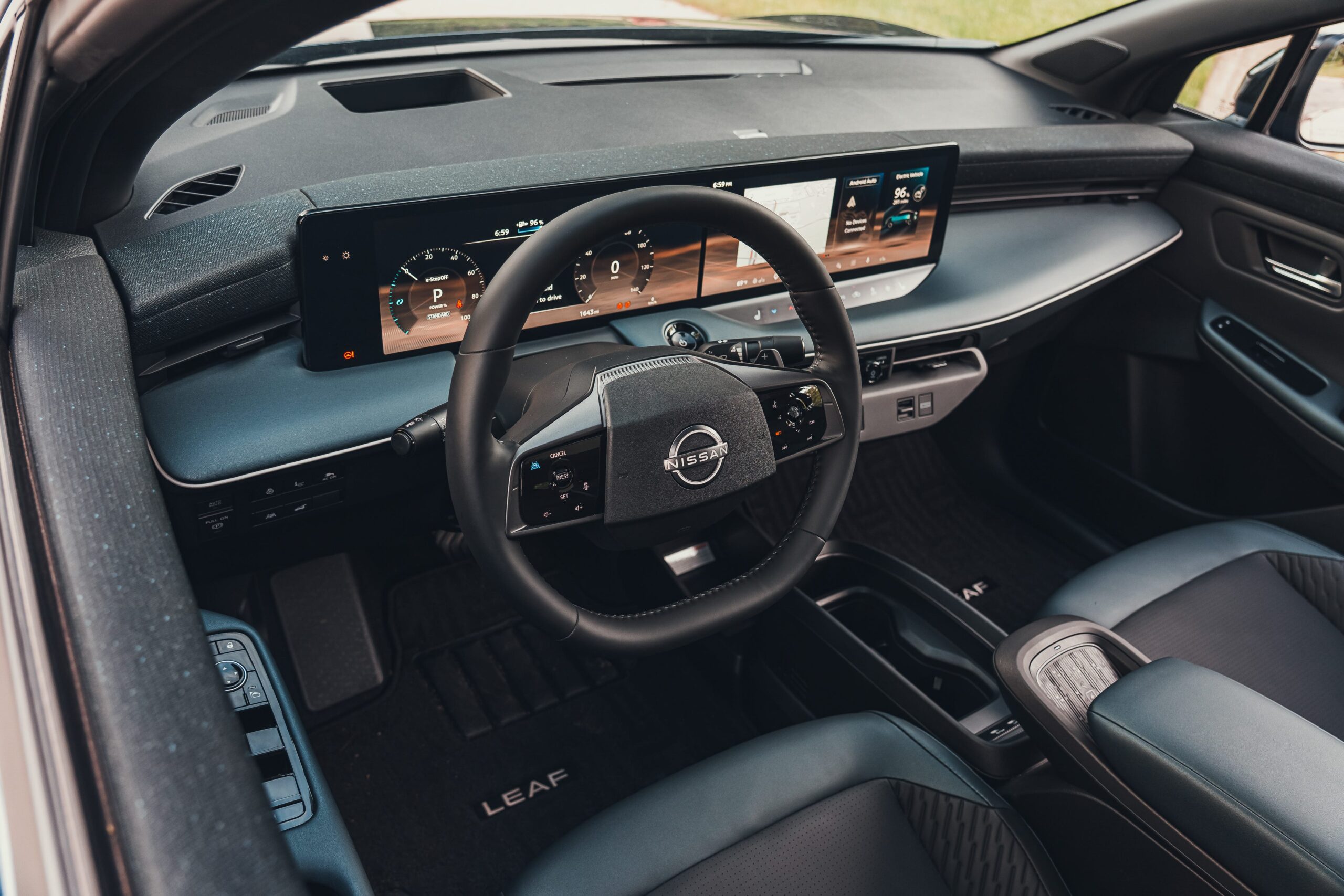 View Interior Photos of the 2026 Nissan Leaf Platinum+
