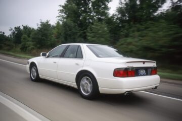 View Photos of the 1998 Cadillac Seville Touring Sedan