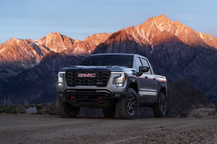 2027 GMC Sierra 1500 Gets New V-8 Power, Goes All In on Screens