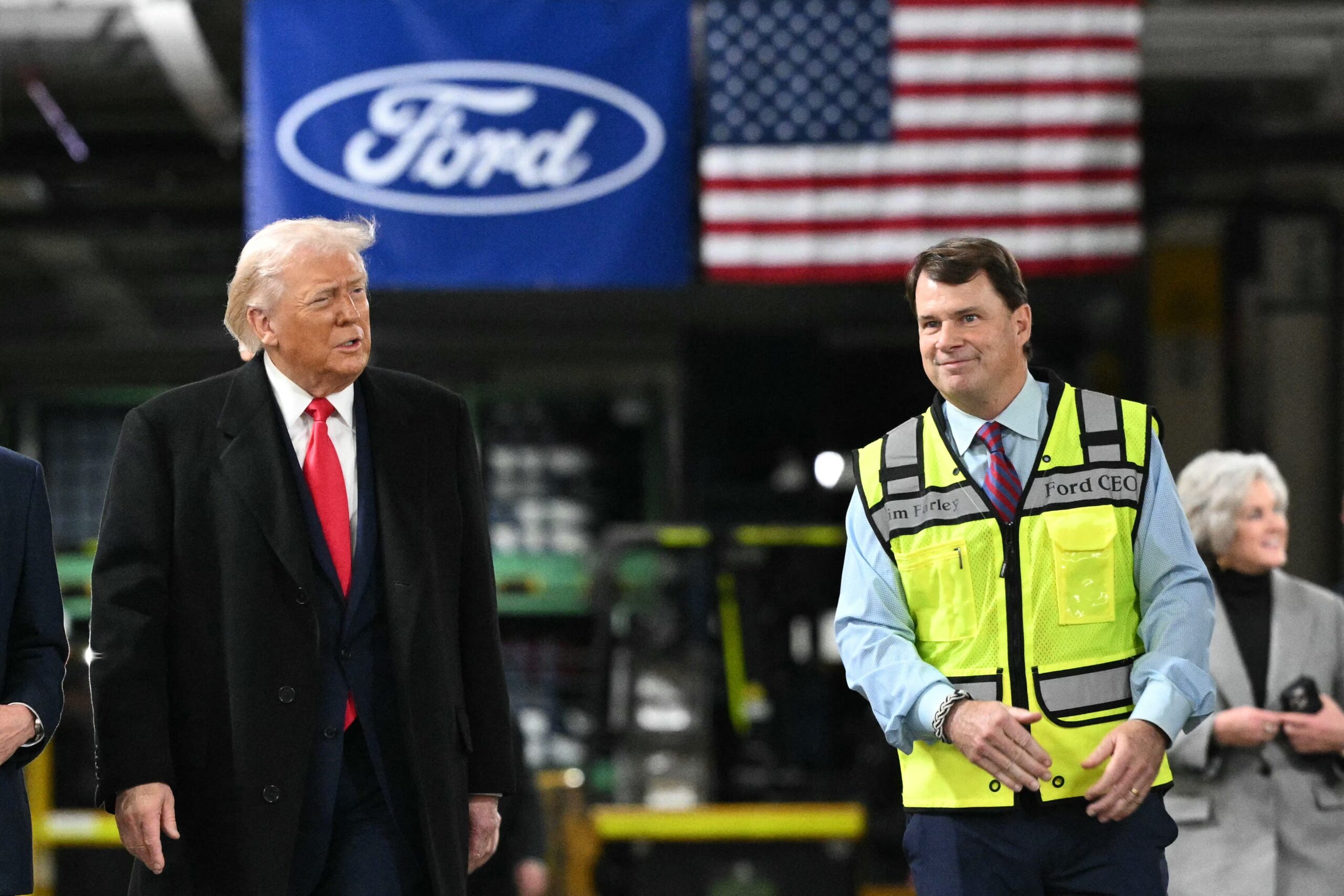Trump Learns of Right to Repair Battle from Ford and GM, Farley Responds