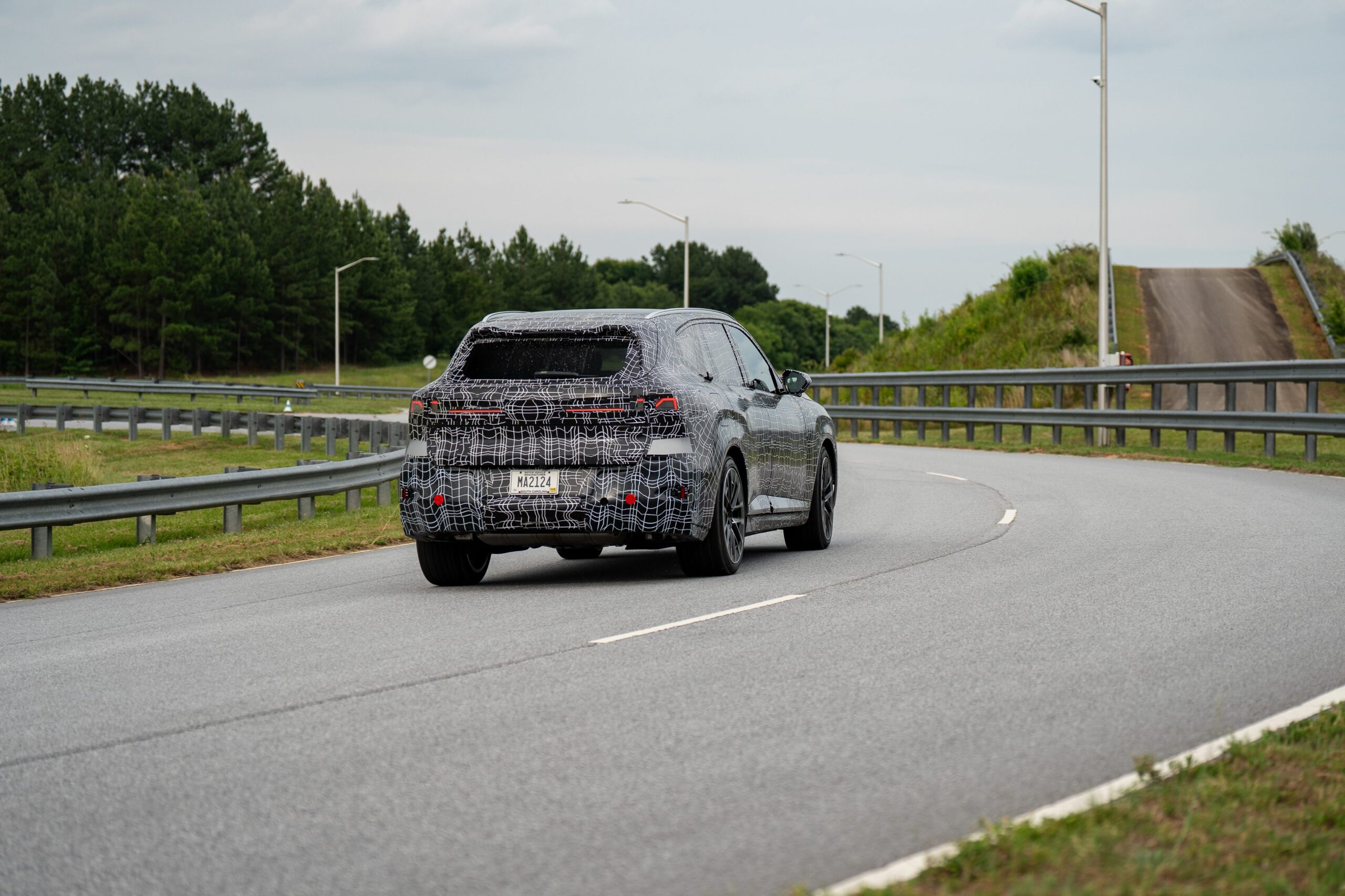 View Photos of the 2027 BMW G65 X5 Prototype