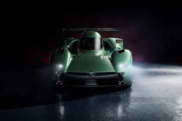McMurtry Spéirling Pure Lets You Put the Famous Fan Car in Your Garage