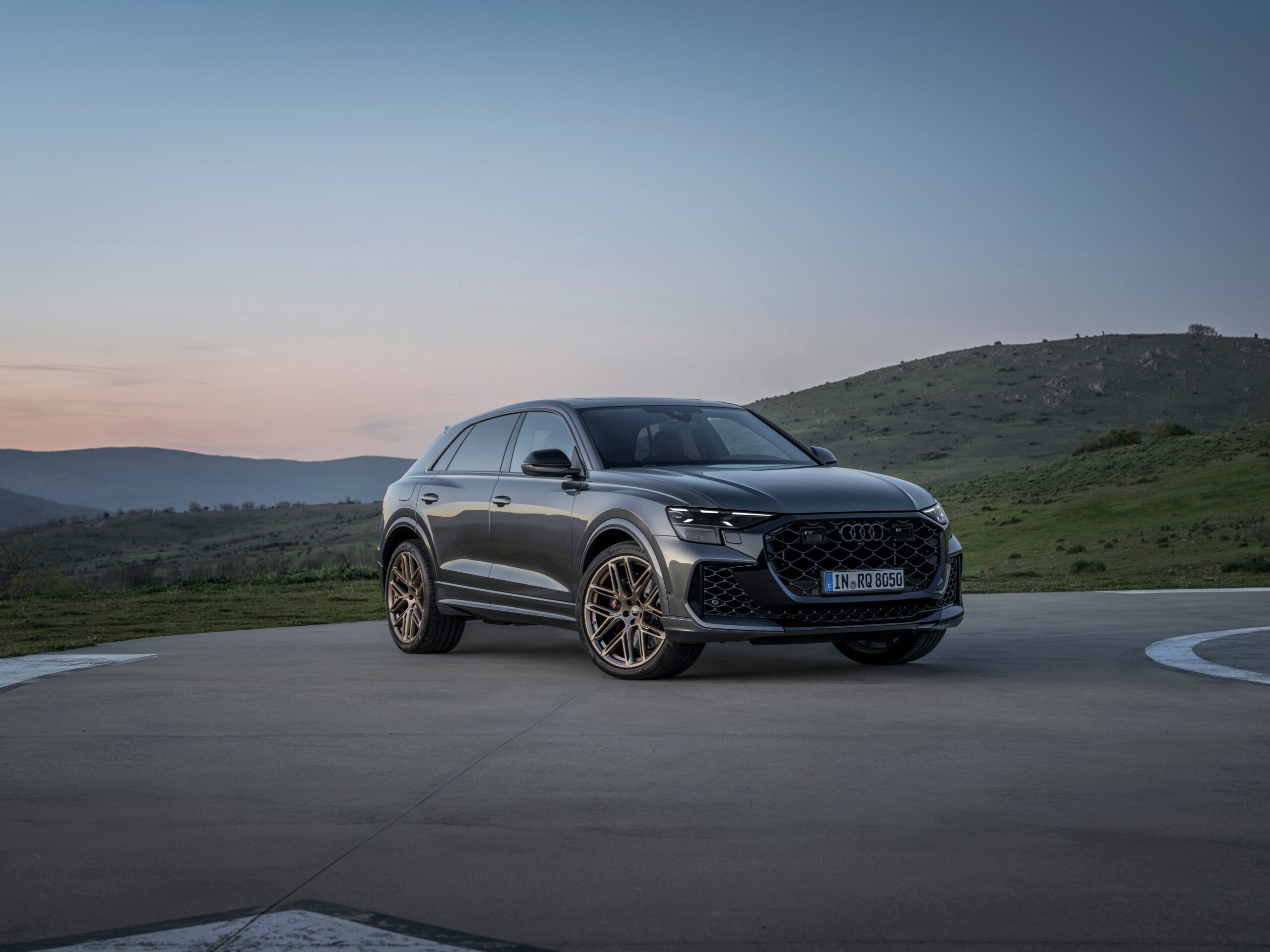 2027 Audi RS Q8