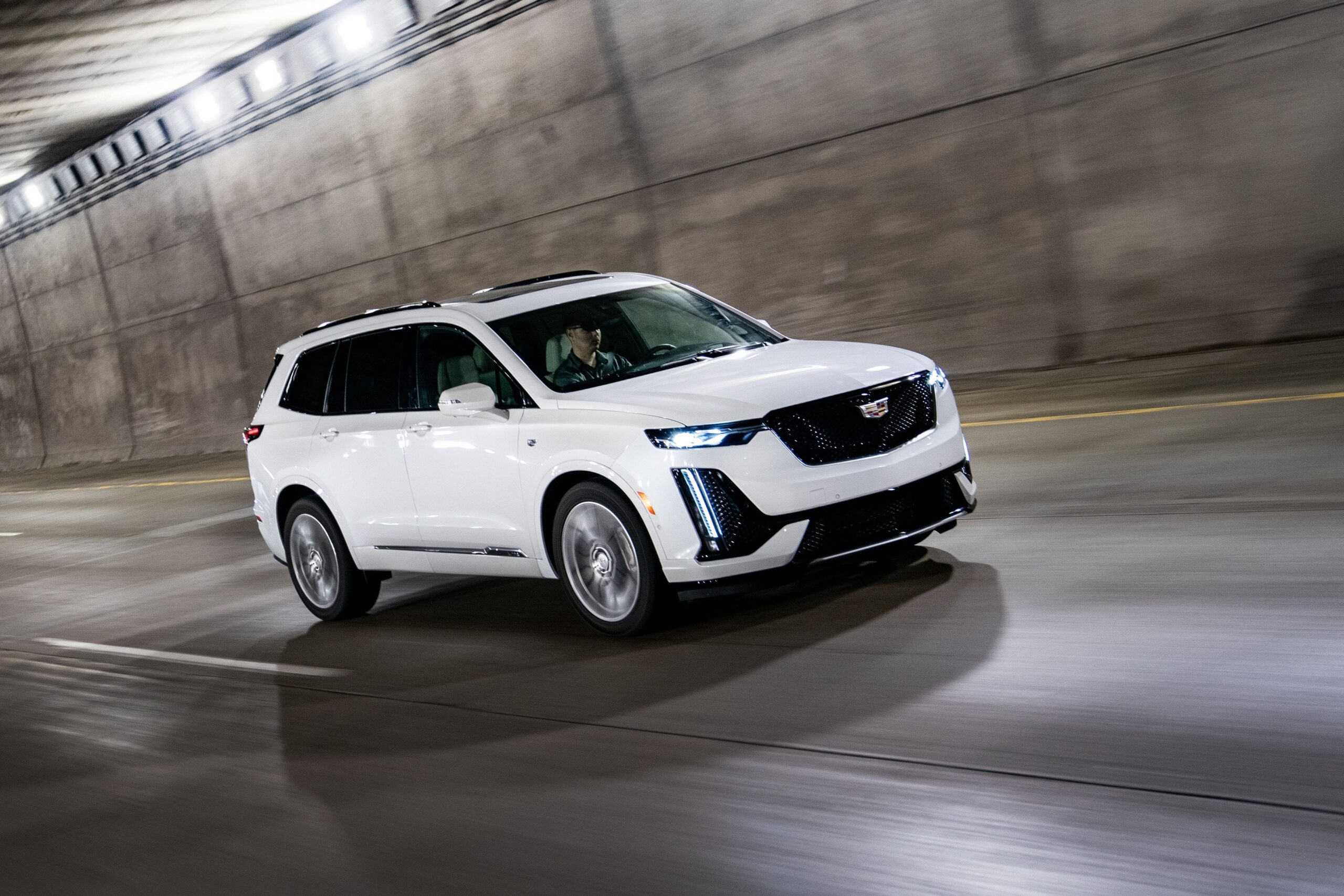 Confirmed! The Cadillac XT6 SUV Will Return with a Gas Engine