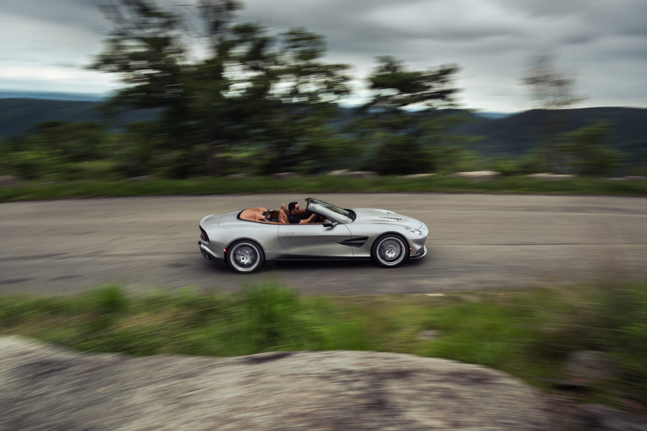 Aston Martin Delays V-12’s Death as It Develops a New Modular Platform