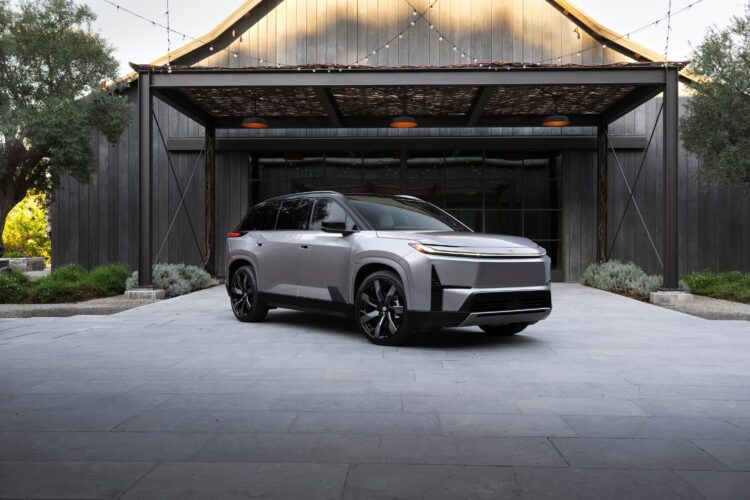 2027 Toyota Highlander Production Delayed Due to ‘Final Adjustments’