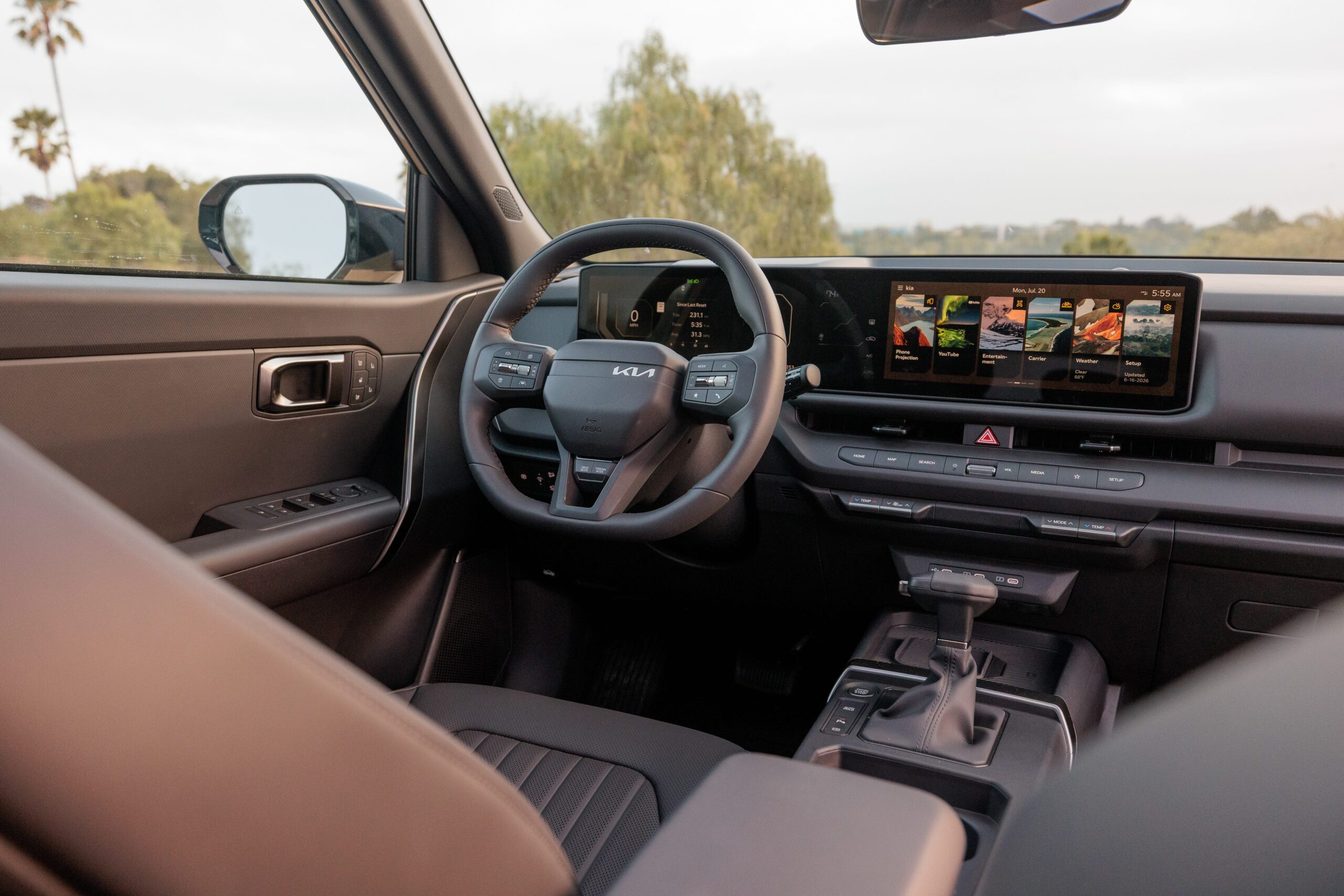View Interior Photos of the 2027 Kia Seltos