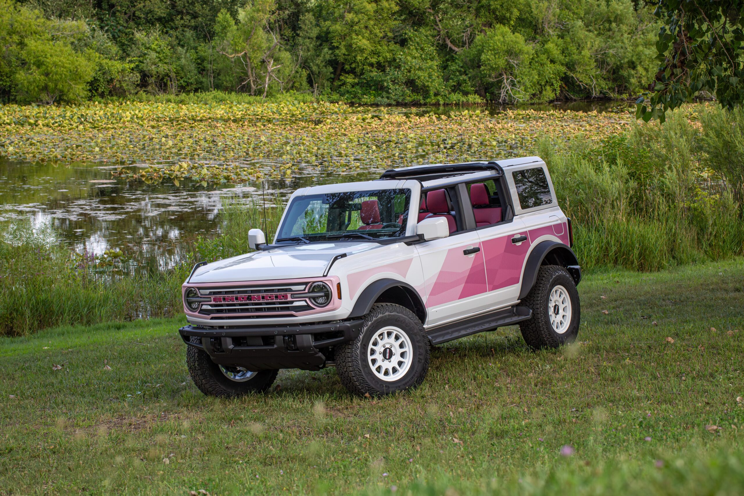 This Pink Ford Bronco Is a Bold Tribute to Utah’s Great Salt Lake