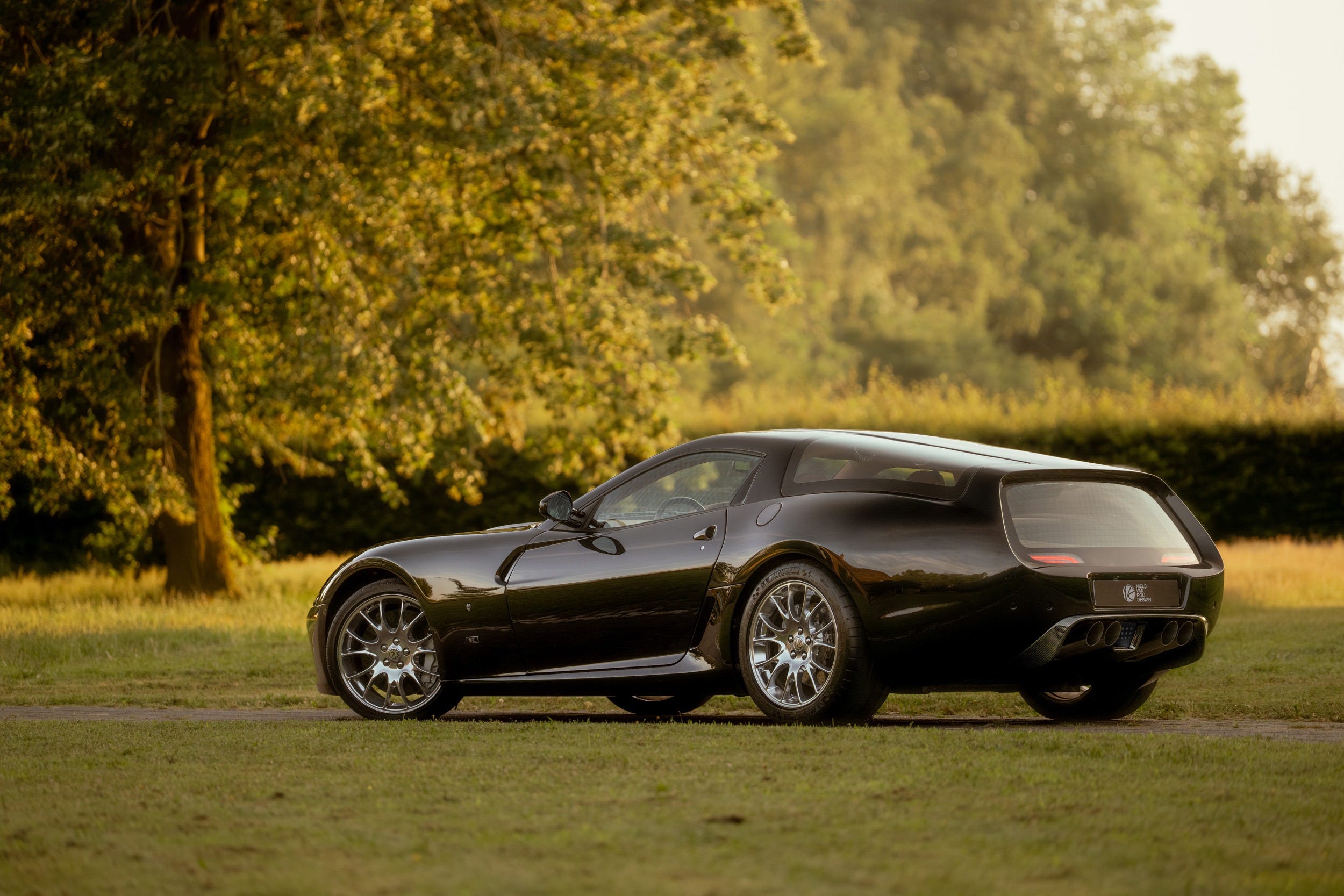 This Svelte Shooting Brake Pays Tribute to an Elegant ’70s Ferrari