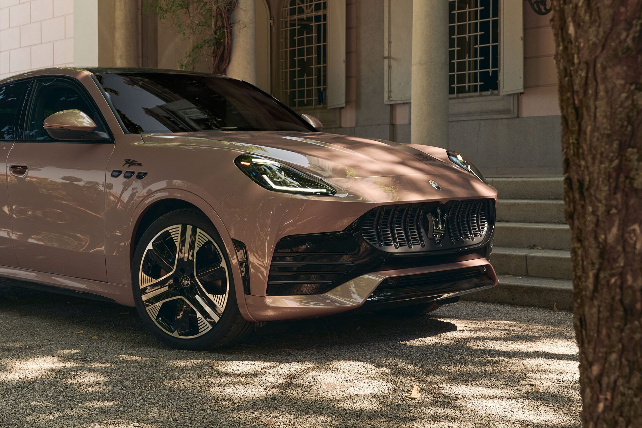 View Exterior Photos of the 2027 Maserati Grecale Folgore