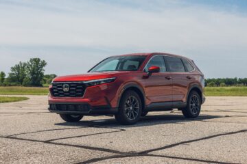 View Photos of the 2026 Honda CR-V EX-L