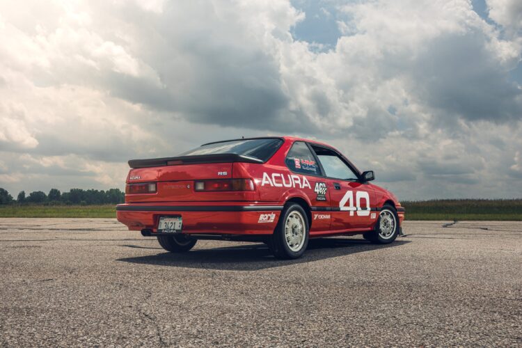 View Photos of the 1987 Acura Integra 40 Racer