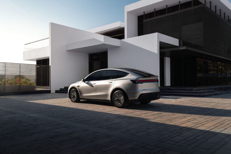2027 Tesla Model Y L Finally Lands on American Shores Starting at $63,630