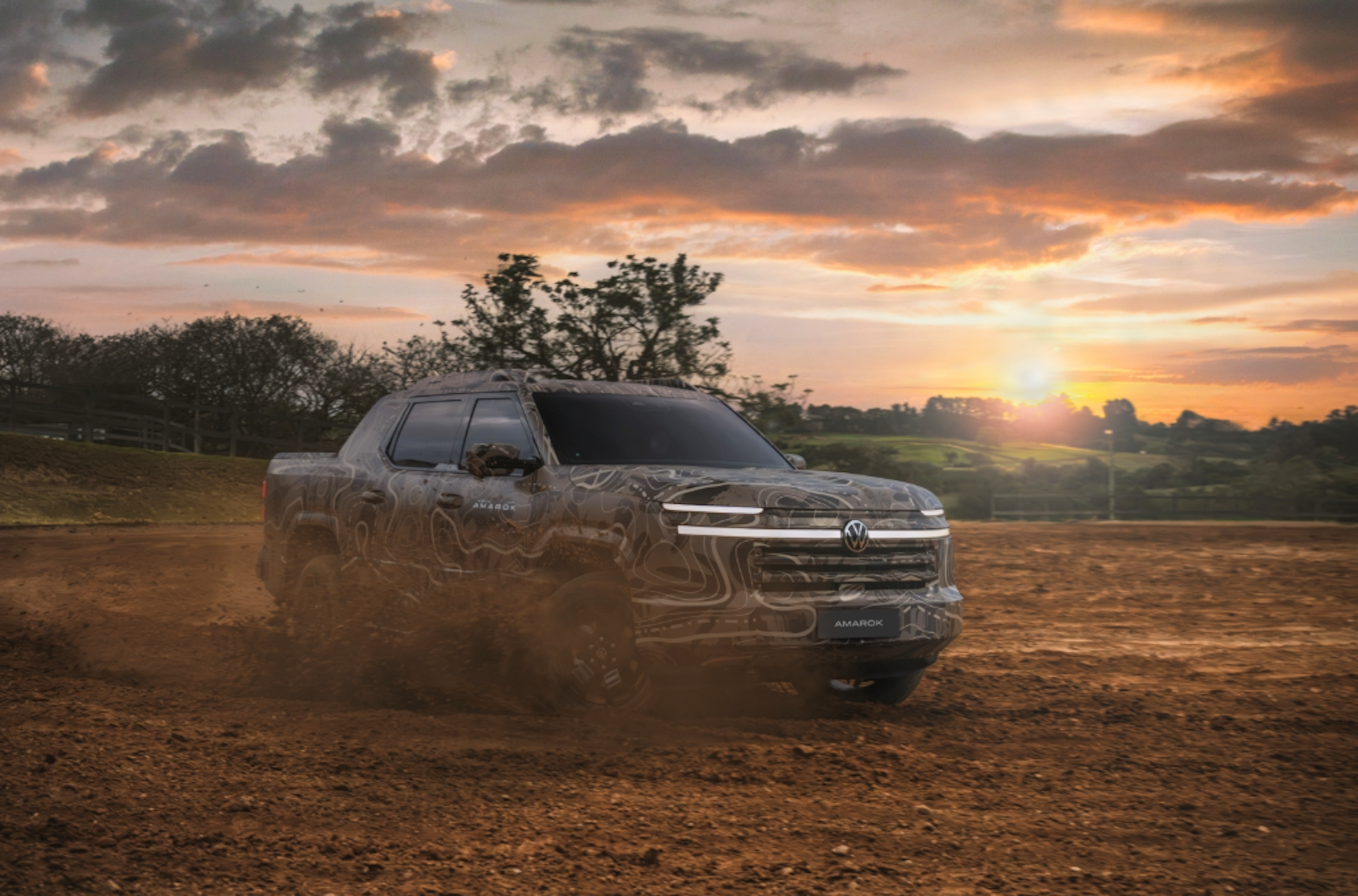 <b><strong>Volkswagen Teases Next-Gen Version of Its Amarok Pickup Truck</strong></b>
