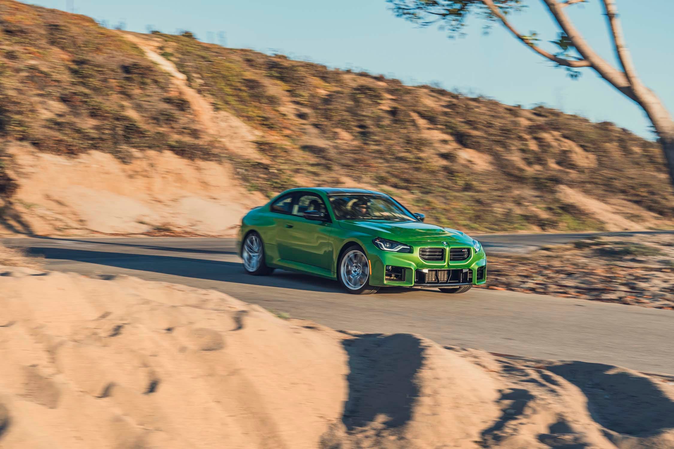 2027 BMW M2