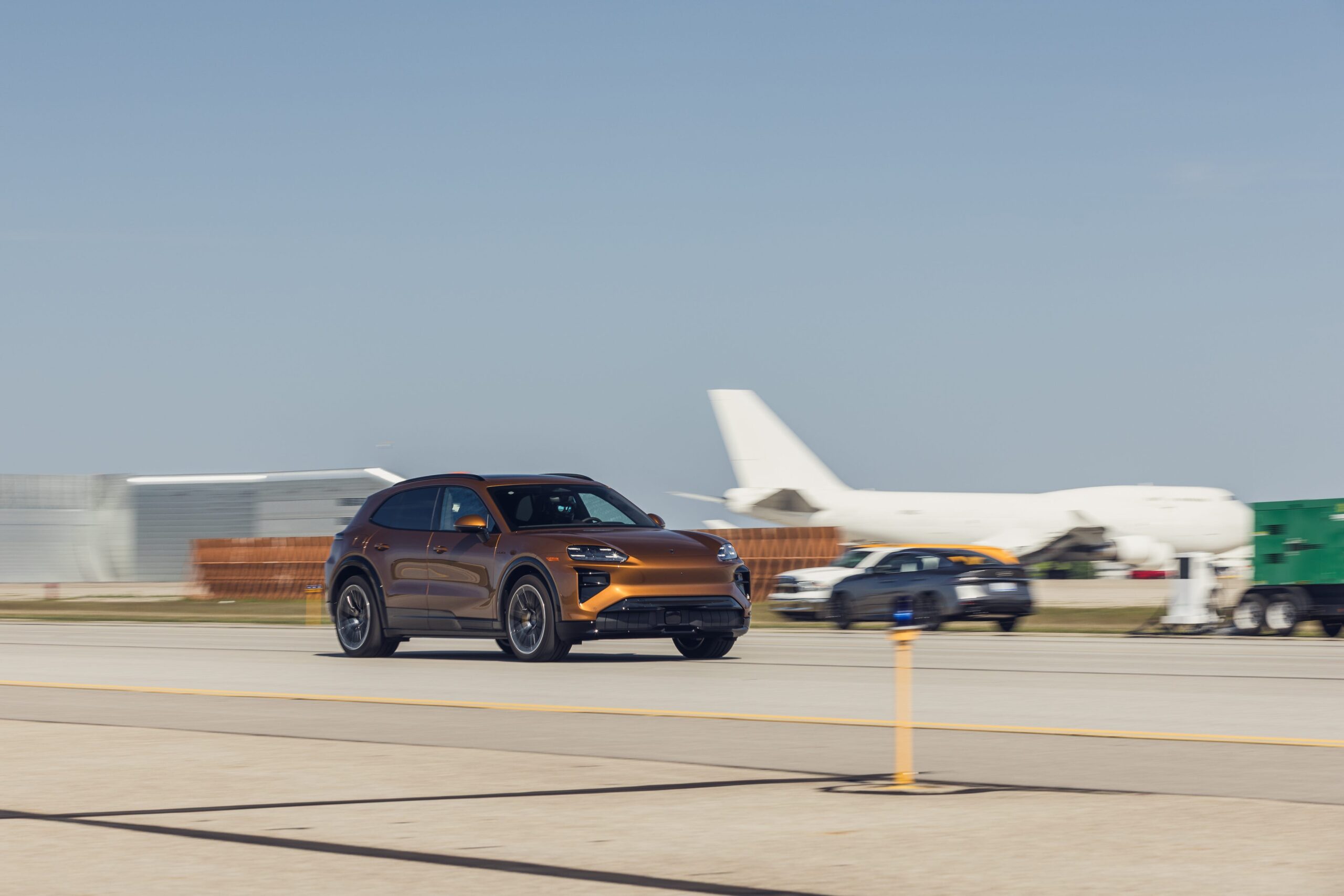 Porsche Cayenne Turbo Electric at the 0–150–0-MPH Speed Test 2026