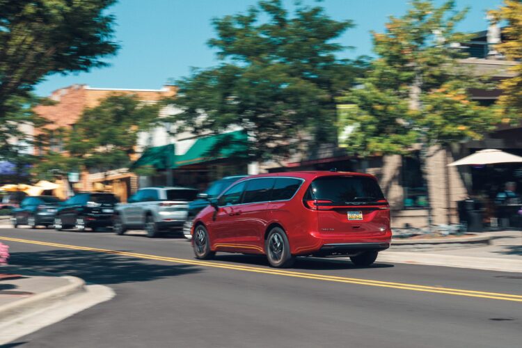 Tested: 2027 Chrysler Pacifica Still Has a Few Clever Tricks