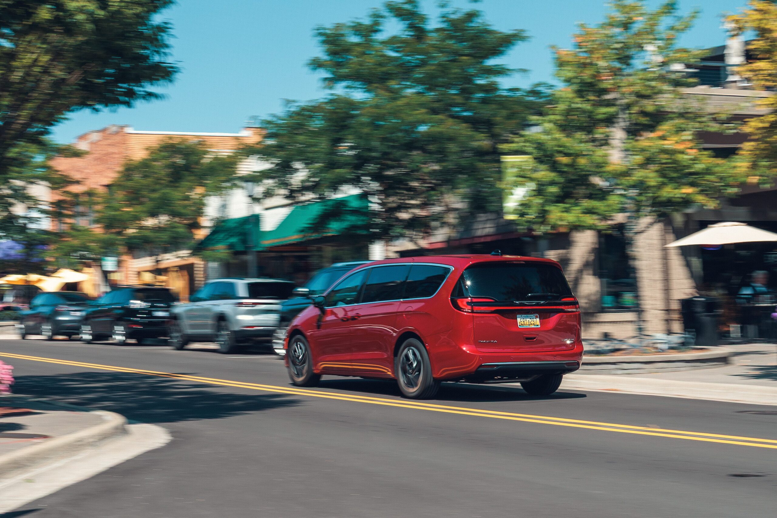 Tested: 2027 Chrysler Pacifica Still Has a Few Clever Tricks
