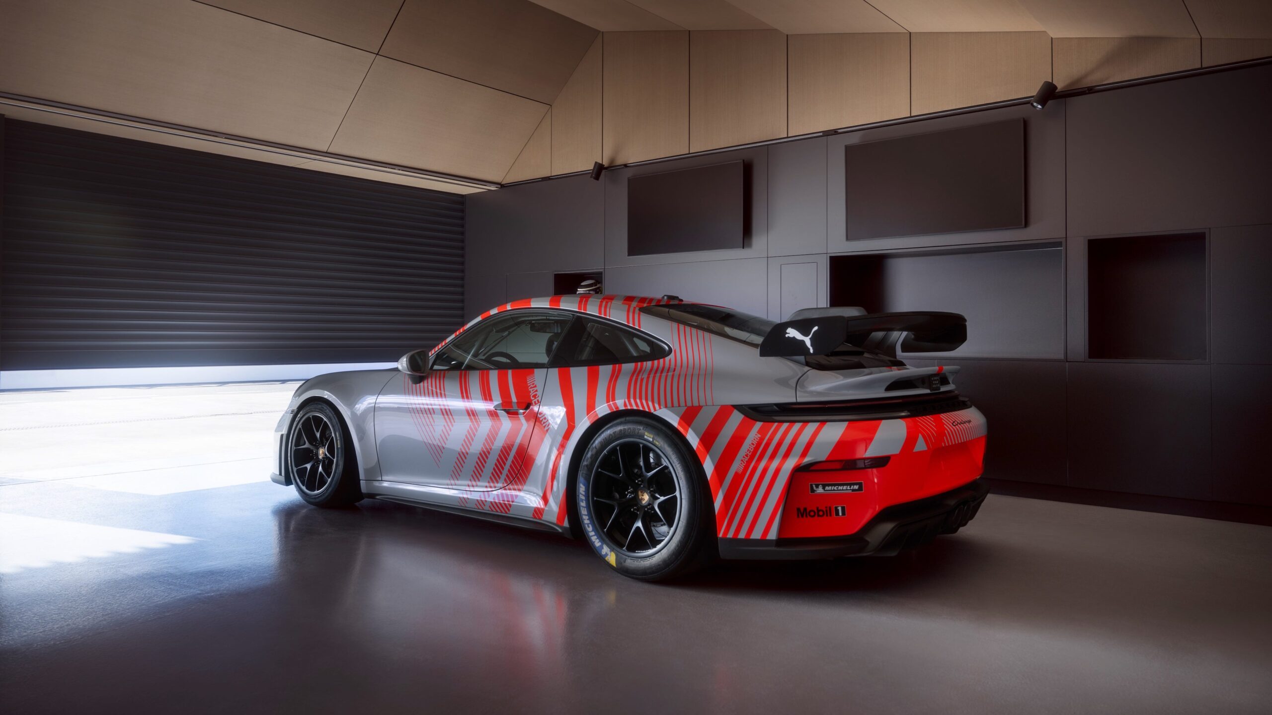 Porsche Debuts a 911 GT3-Based  ‘Entry-Level’ Race Car