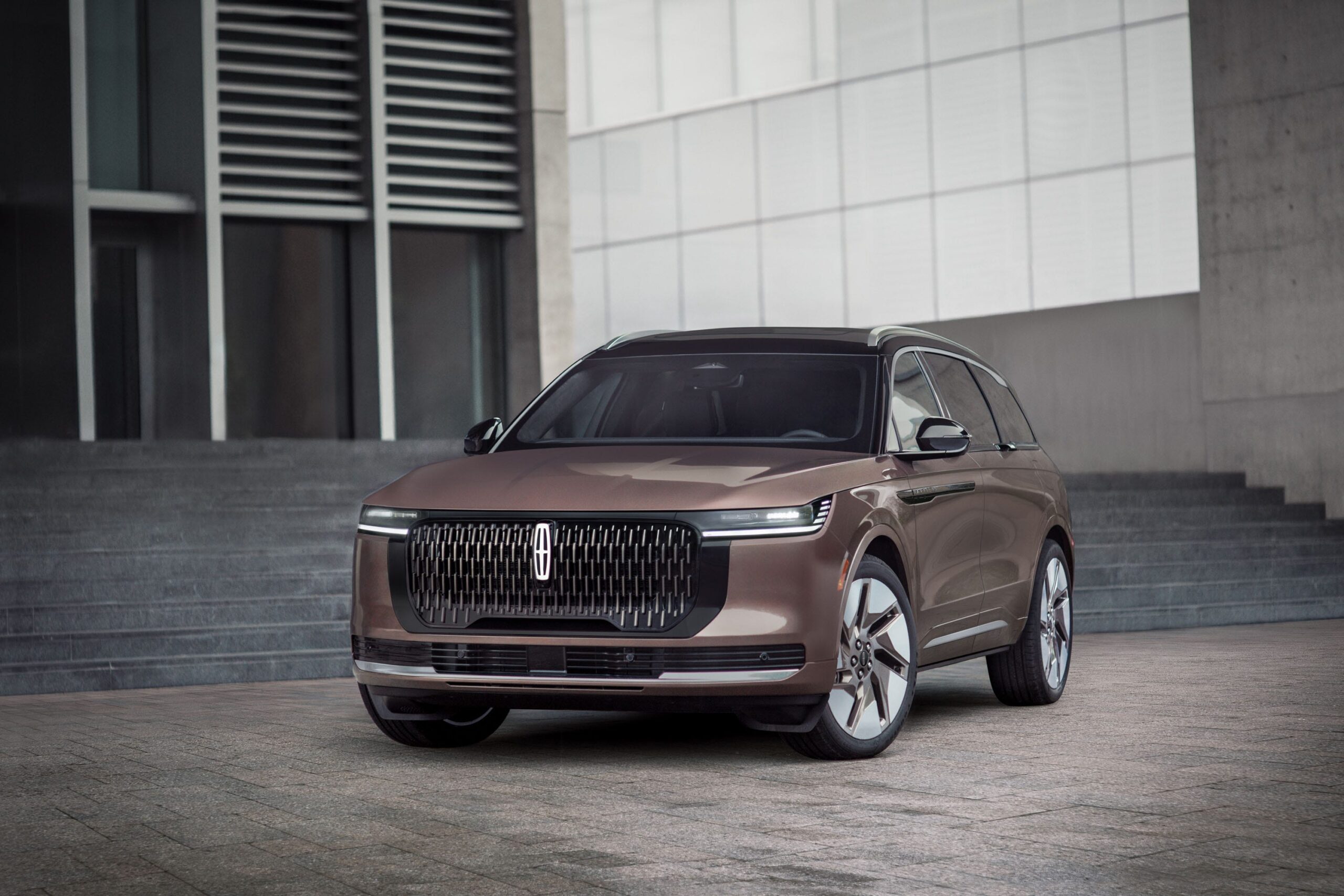 2027 Lincoln Nautilus