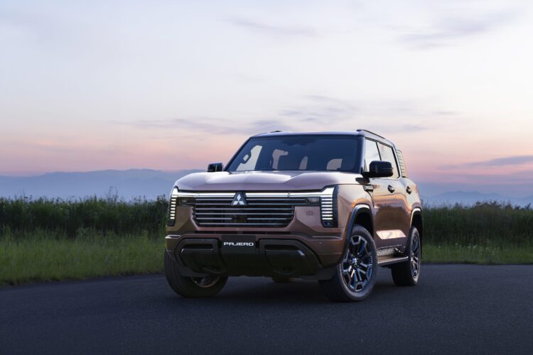 2027 Mitsubishi Pajero Returns to Take on the Toyota Land Cruiser