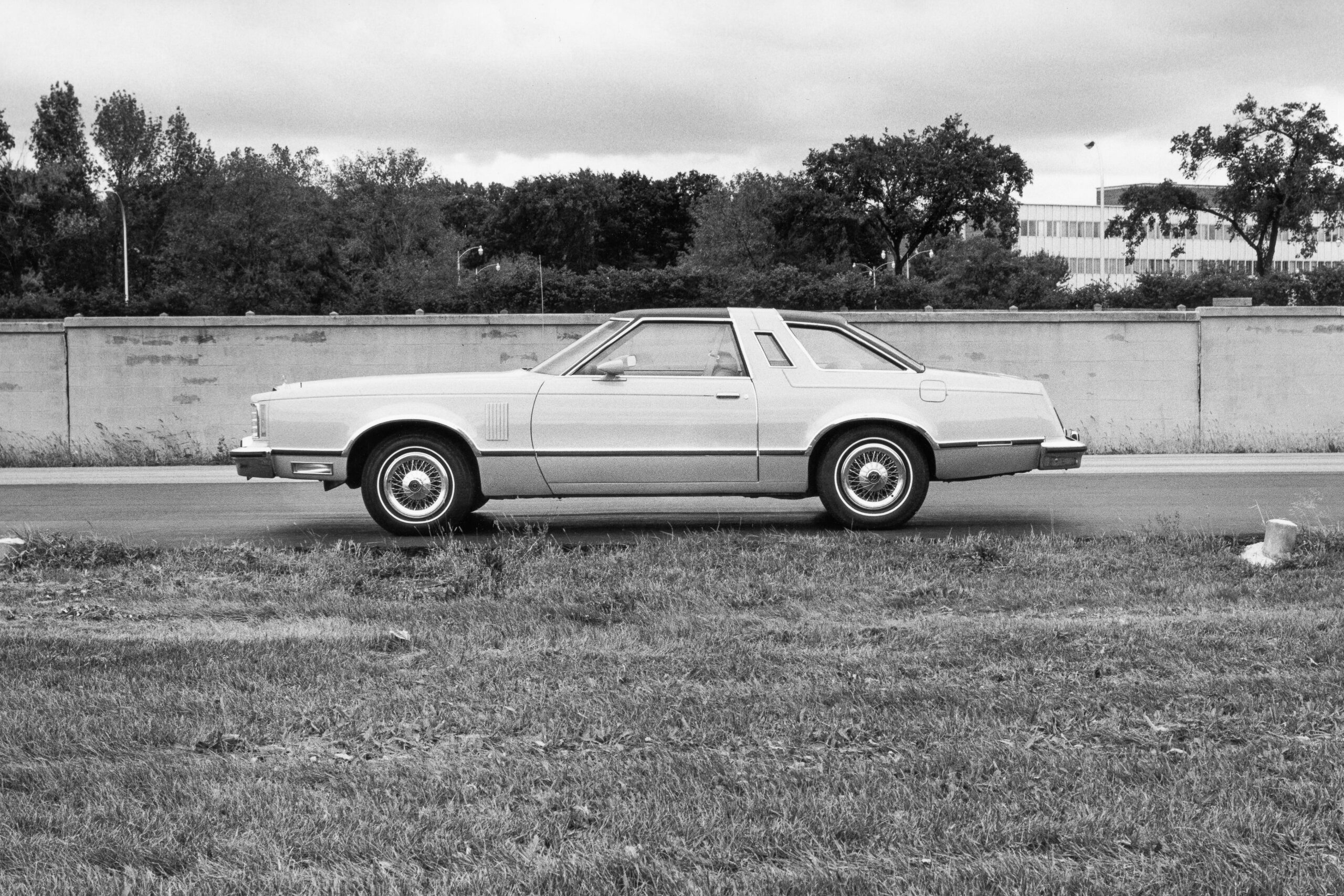 View Photos of the 1977 Ford Thunderbird