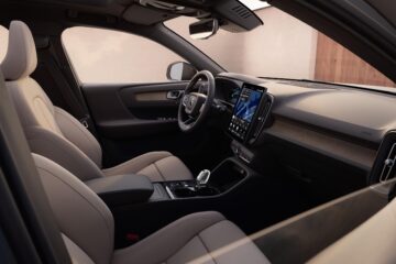View Interior Photos of the 2028 Volvo XC40