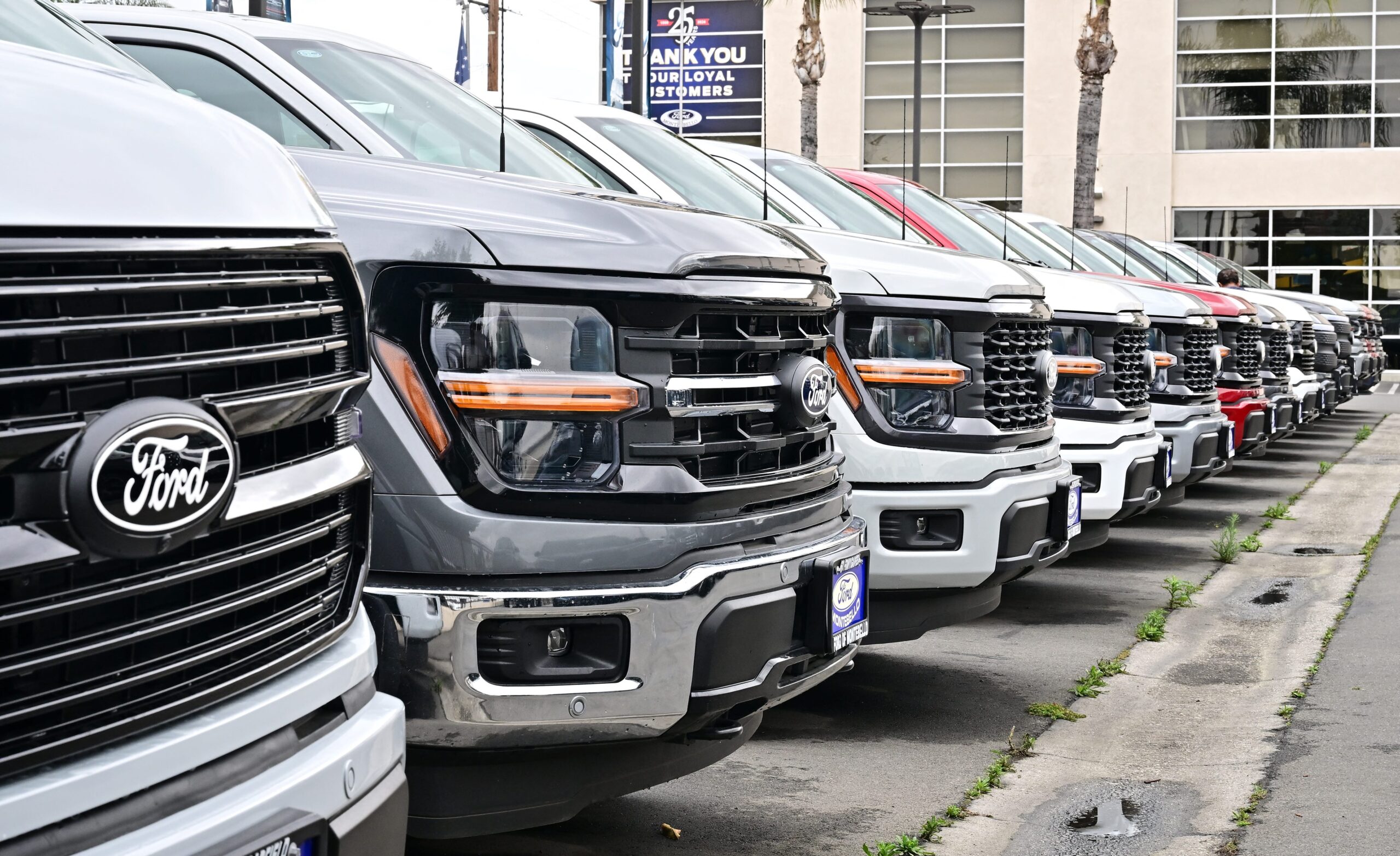 These Leftover 2025 New Cars Sitting at Dealers Could Offer Big Savings