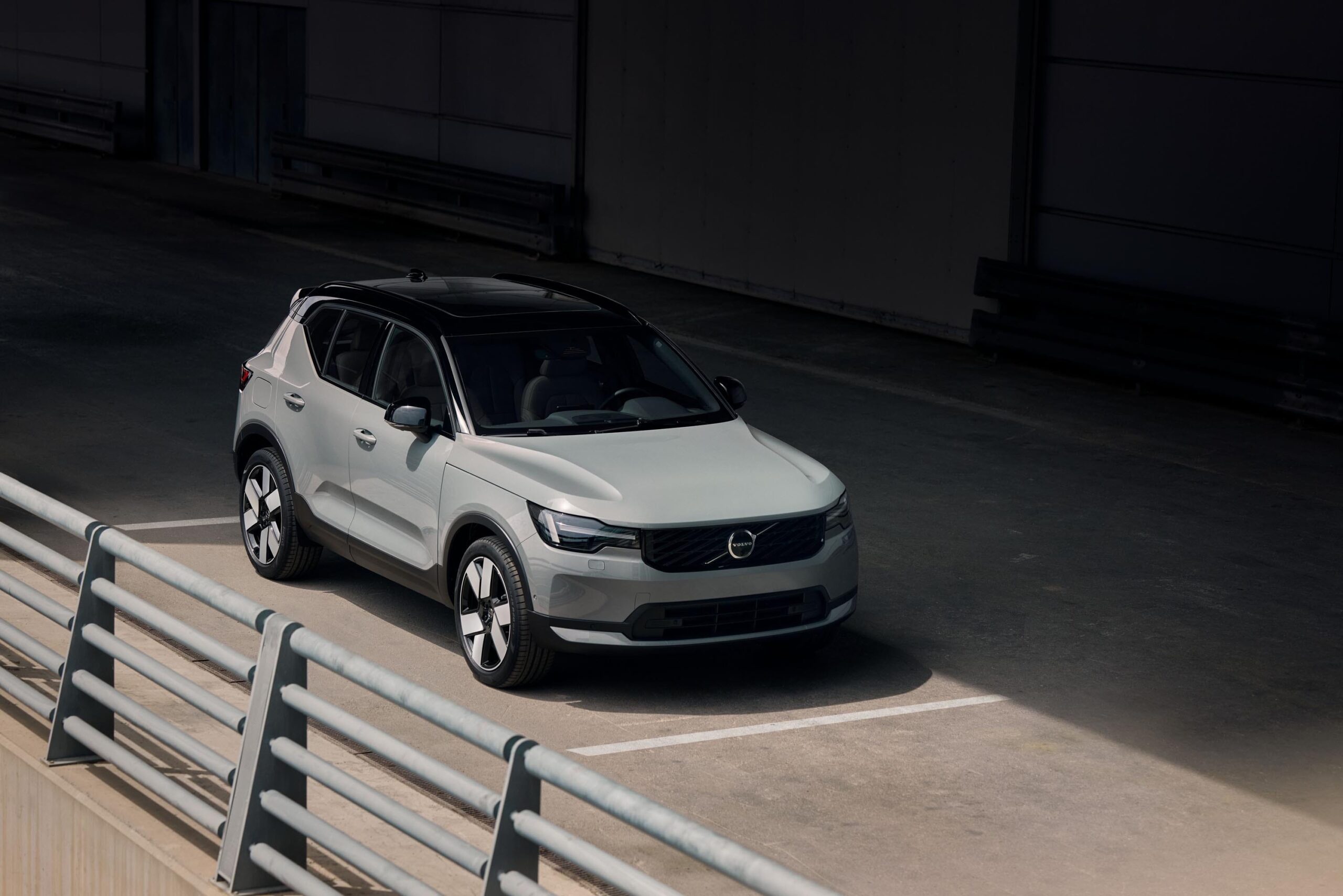 View Exterior Photos of the 2028 Volvo XC40