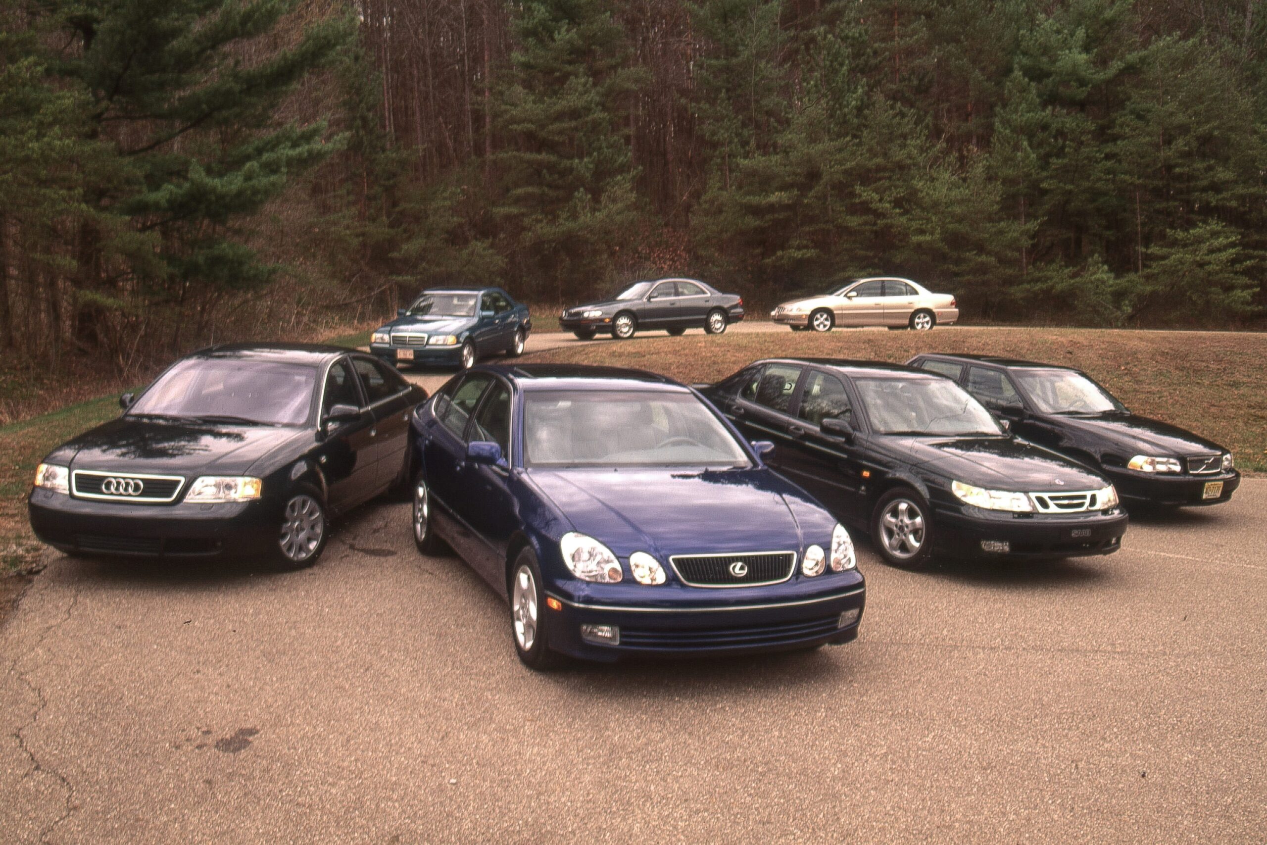 Bonus Rollers: 1998 Luxury Sedans Compared