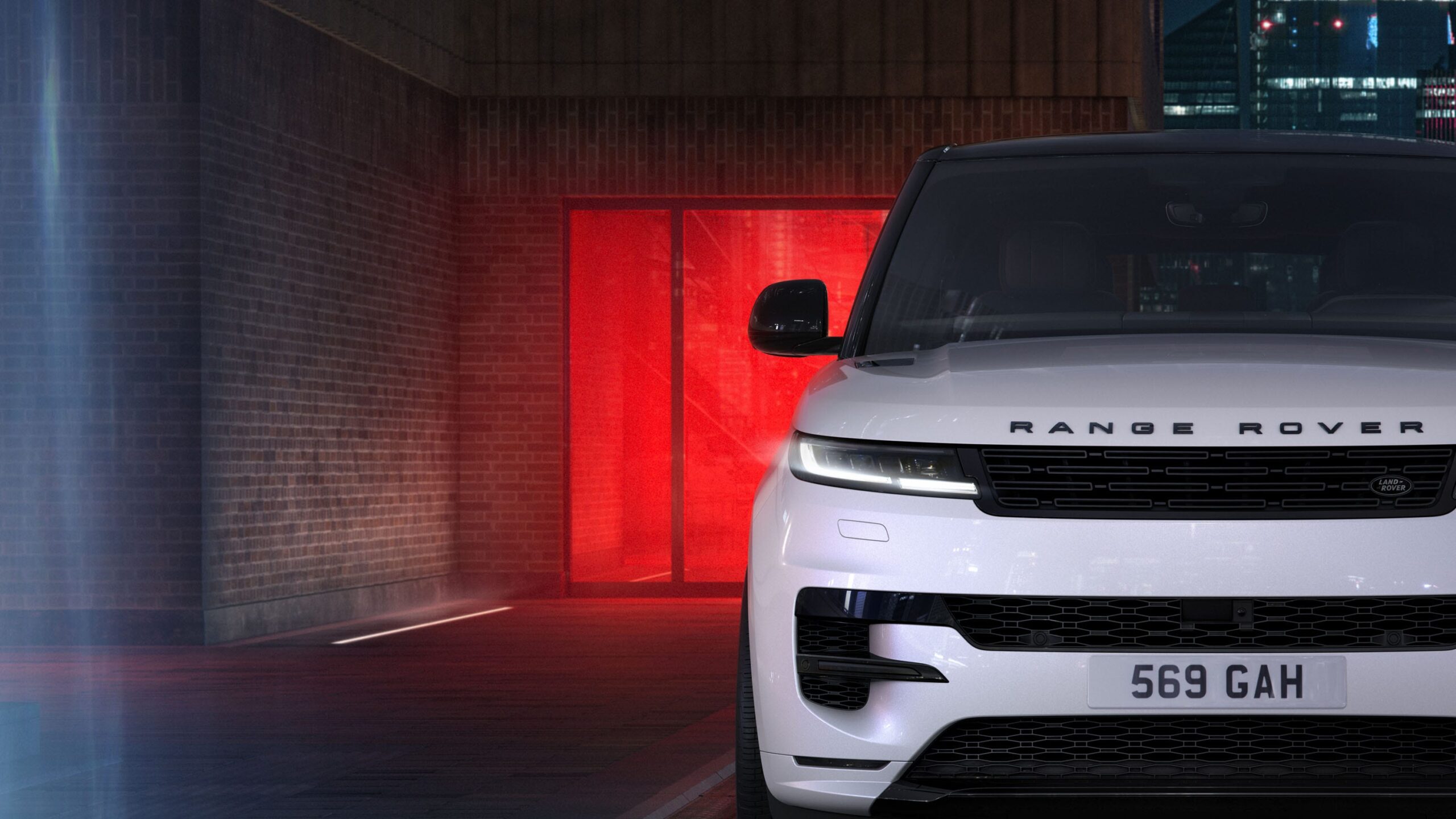 View Exterior Photos of the 2027 Land Rover Range Rover Sport Hybrid Battersea Edition