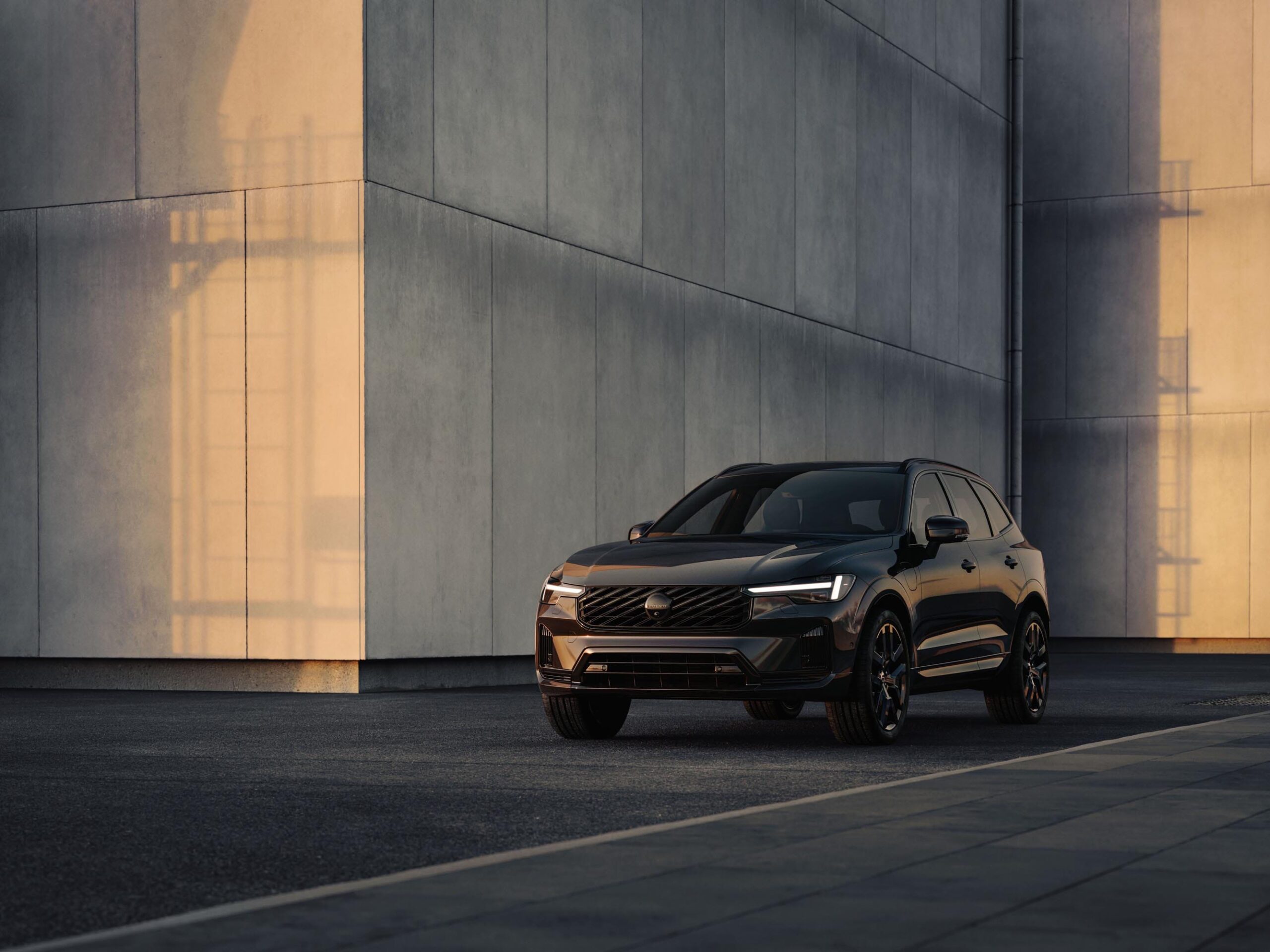 2028 Volvo XC60 Hybrid