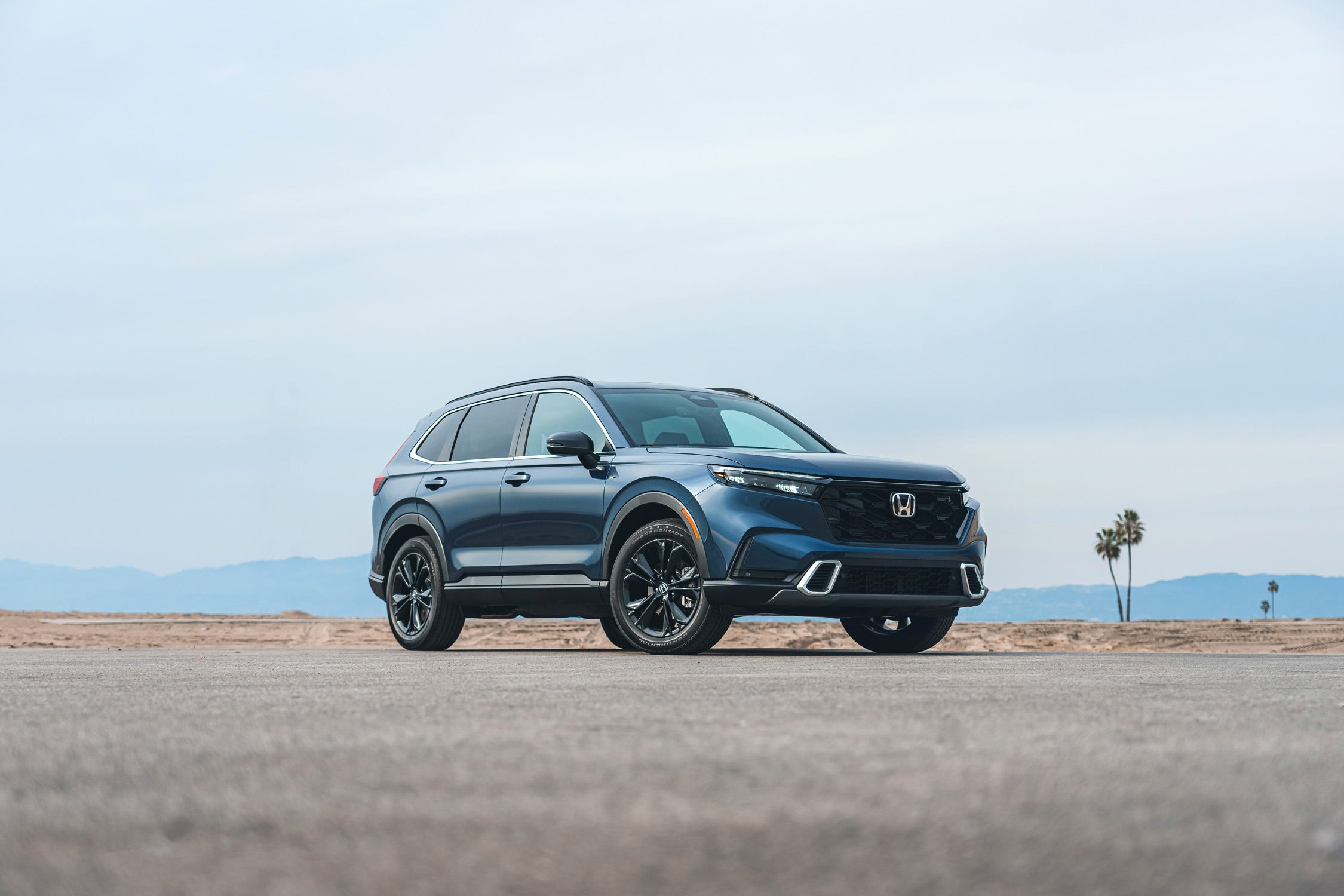 Honda Issues Redo Recall for Accords and CR-Vs Prone to Flying Bottle Caps