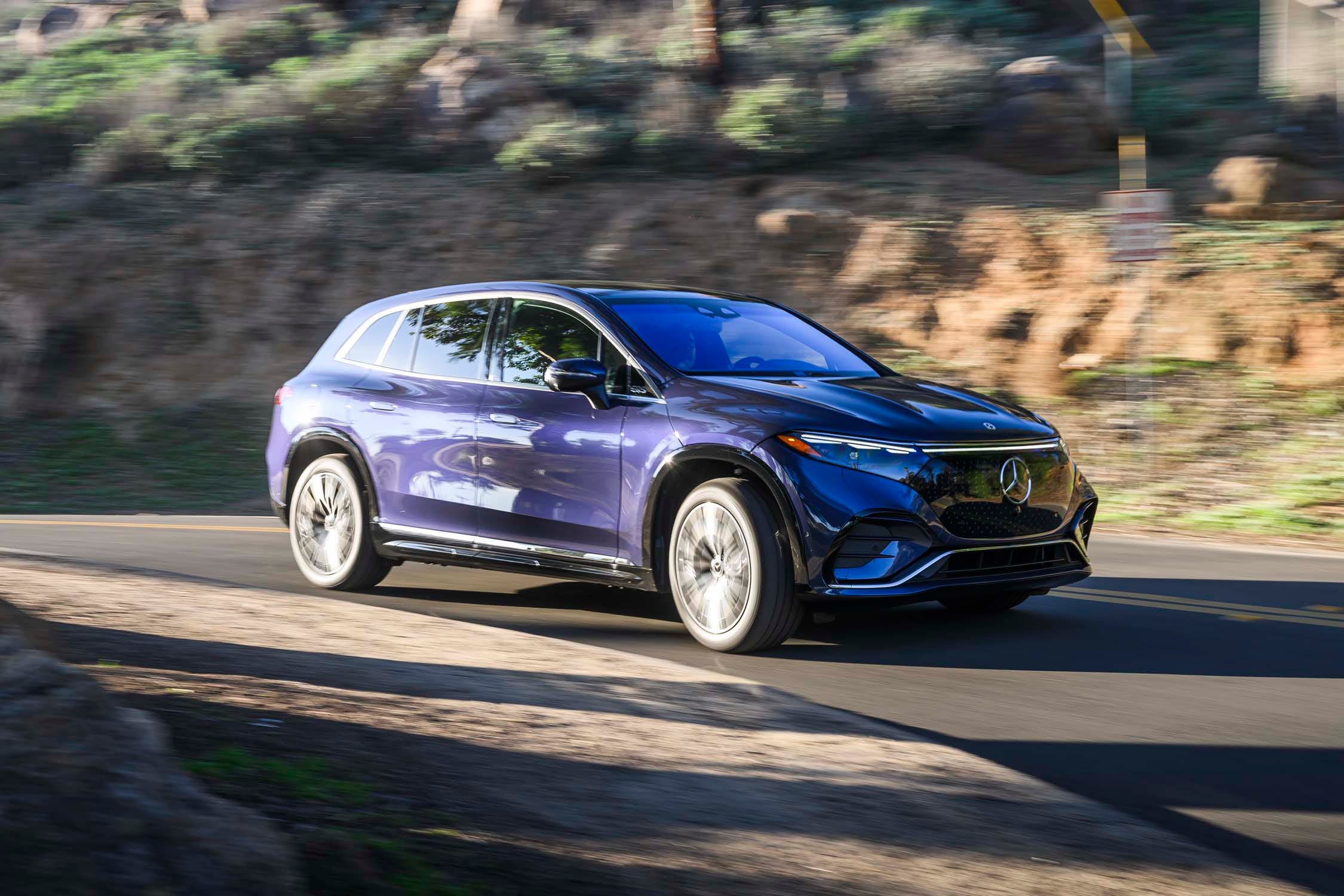 2027 Mercedes-Benz EQS SUV