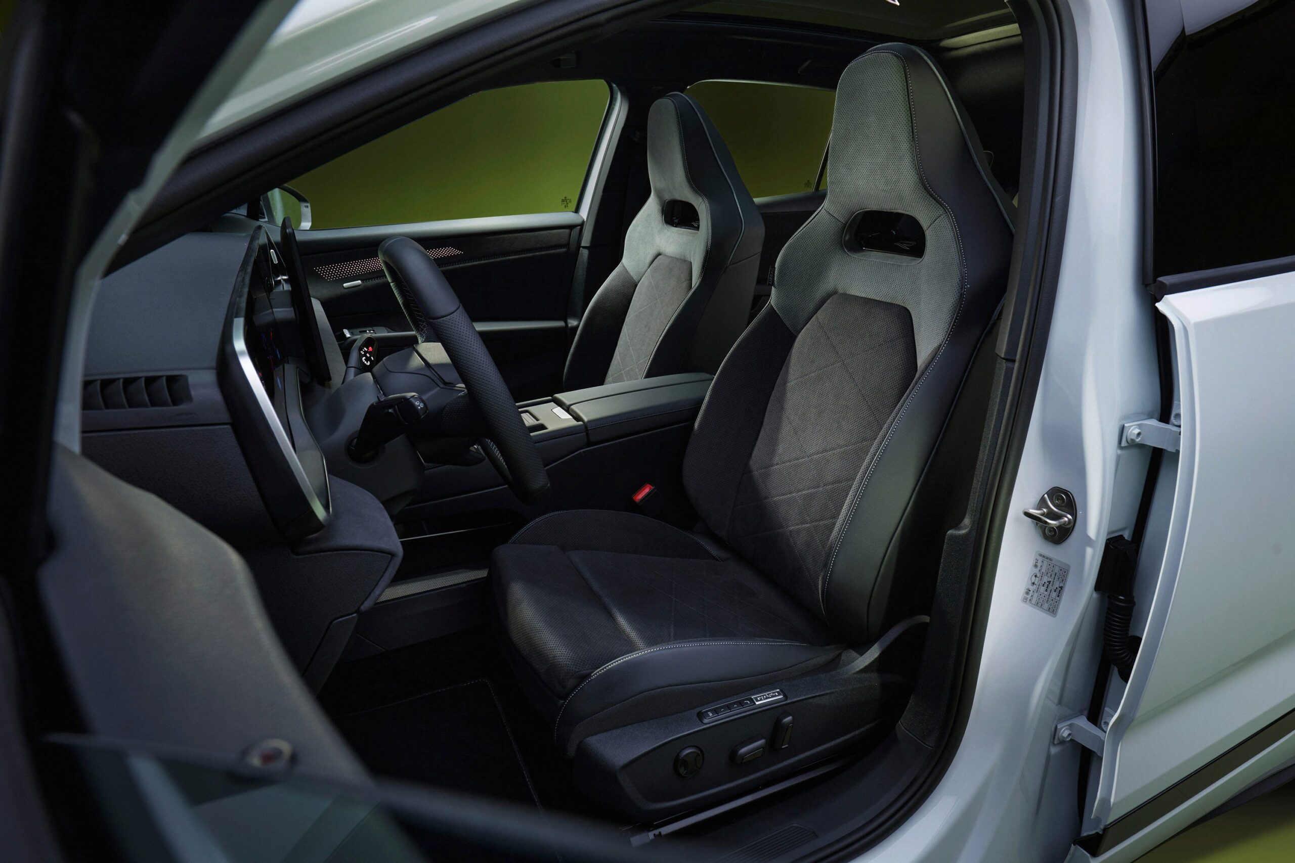 View Interior Photos of the 2028 Volkswagen ID. Tiguan