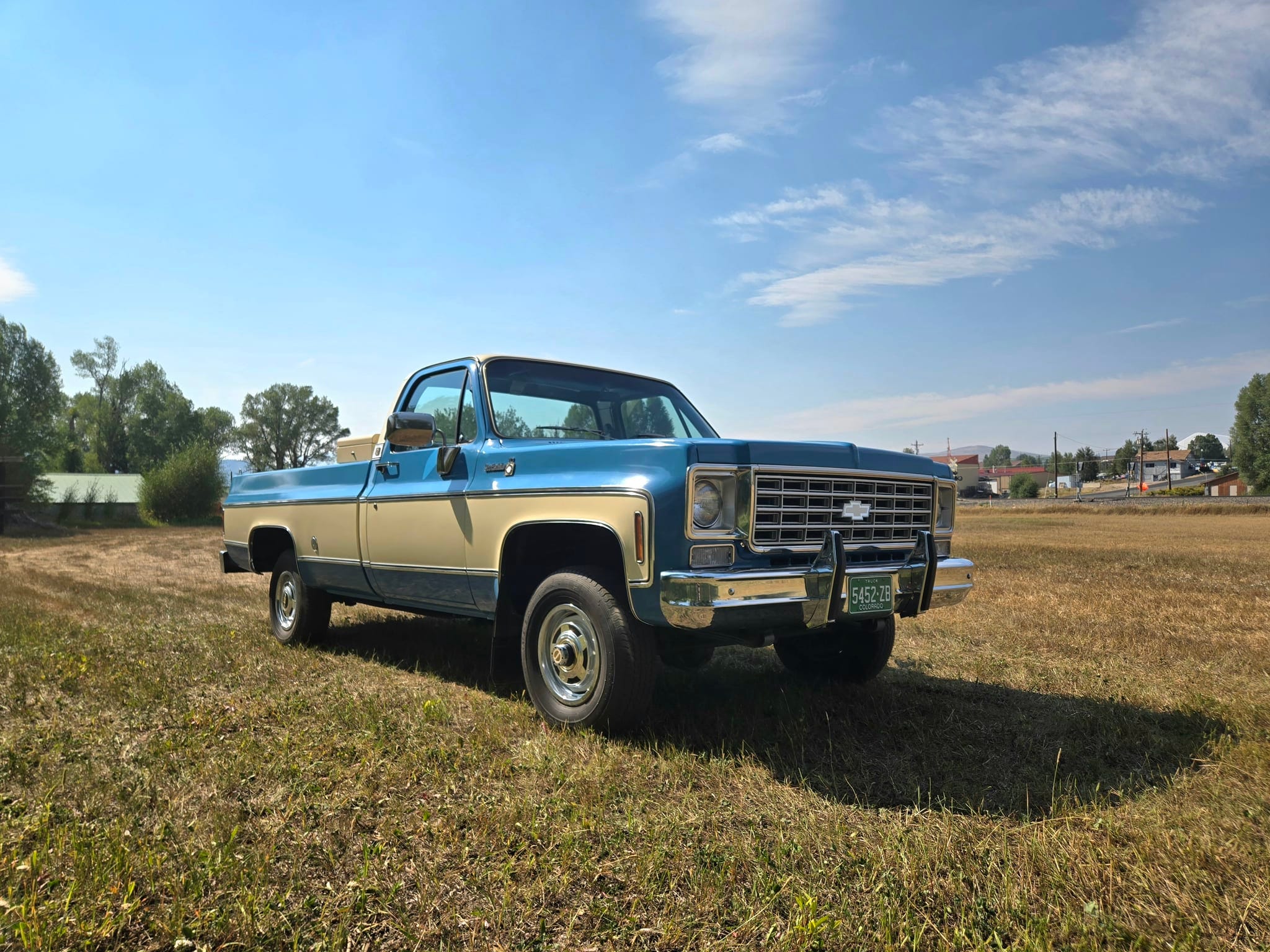 Amazingly Preserved 37,000-Mile ’76 Chevy Pickup Has Had Only One Owner
